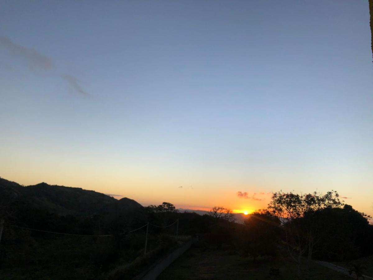 Flat No Paraiso Serra Negra - A 200m Da Bodega De Veio *